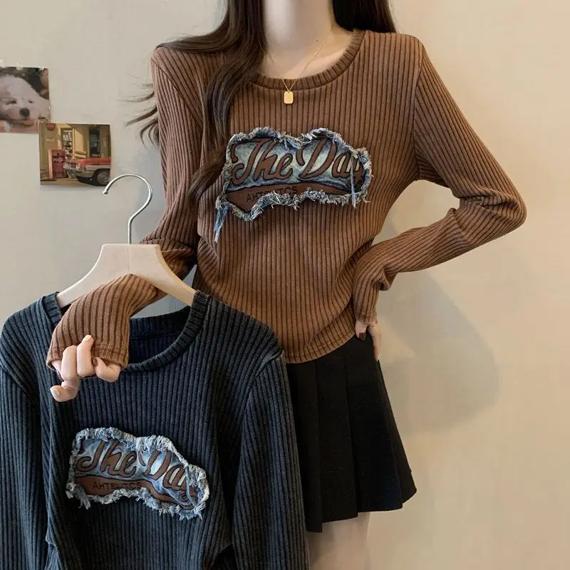 

Maillard Letter Printed Loose T-shirt Women's Vintage Spring Autumn Stylish Tassel Spliced Long Sleeve Ribbed Pattern Pullovers