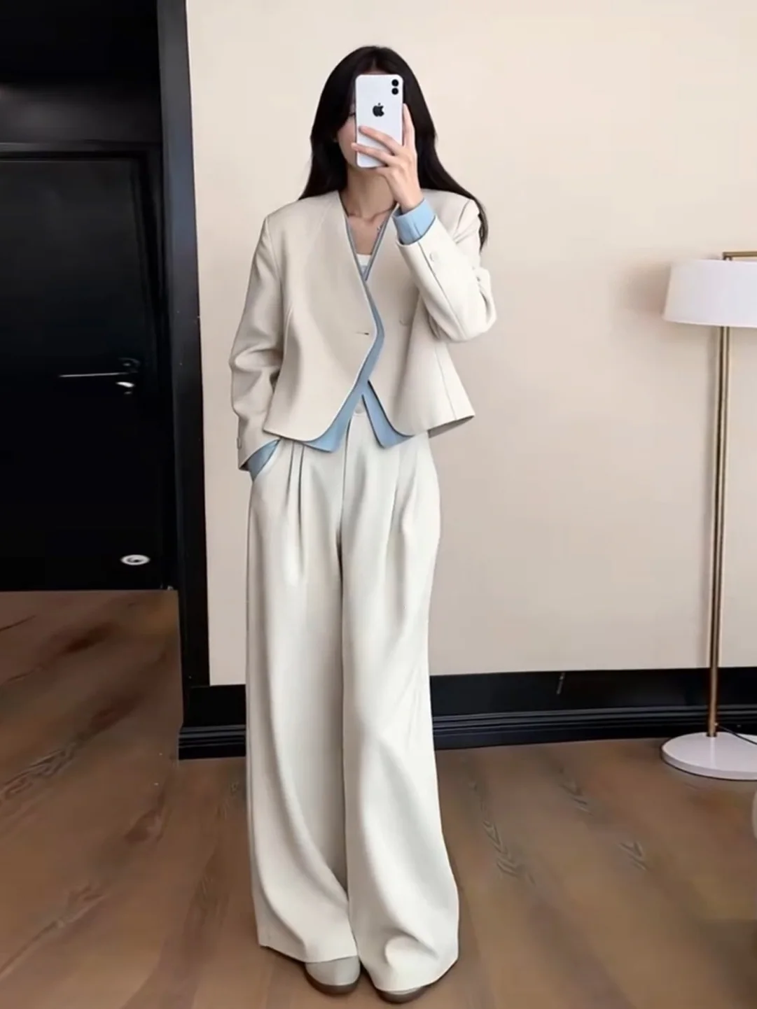 

Elegant Two-Piece Suit Jacket Women's High Waist Wide Leg Pants Set High Quality Fashionable Spring Collection