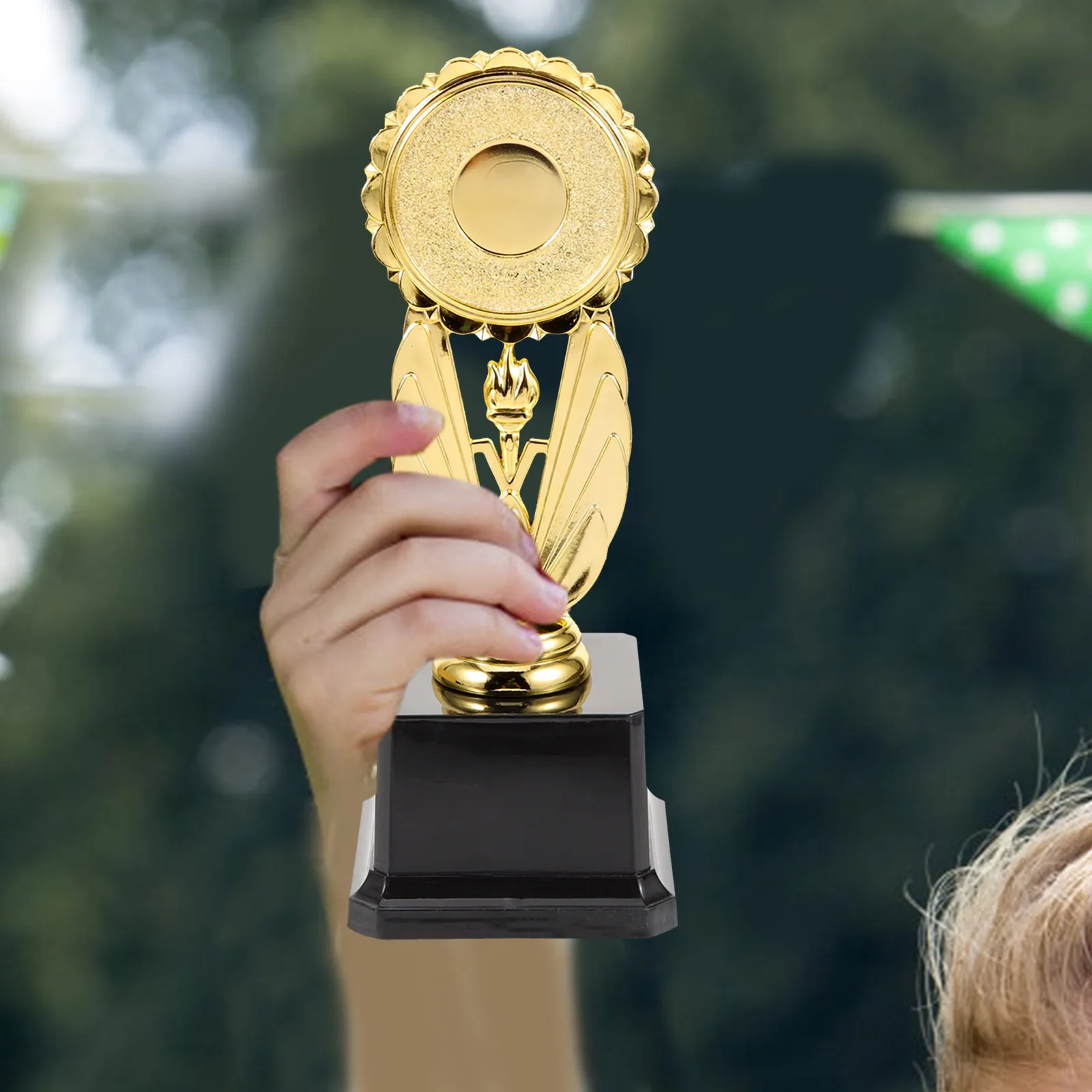 

Mini Trophies Realistic Bright Competition Kindergarten Student Reward Party Favor Creative Shaped Award Celebration