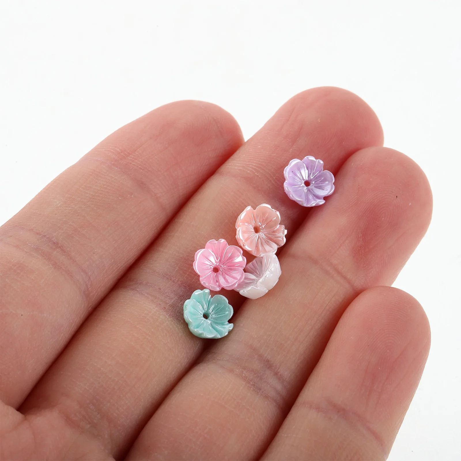 

100 Pcs Necklace Five-petal Nail Art Decoration Beads Resin Bracelet Making Charms