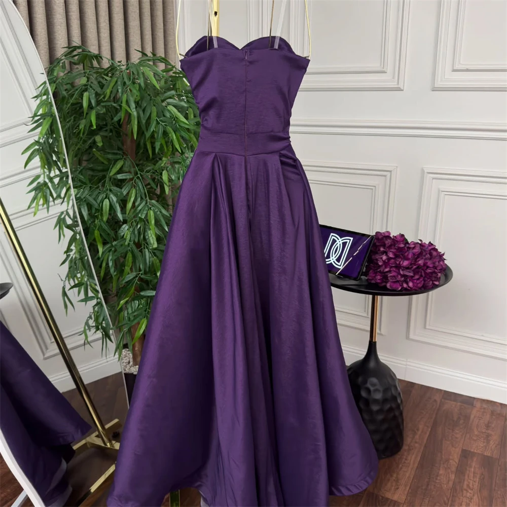 Вечернее платье по индивидуальному заказу. Изысканные фиолетовые атласные платья без бретелек без рукавов для выпускного вечера. Классические вечерние платья трапециевидной формы длиной до пола.