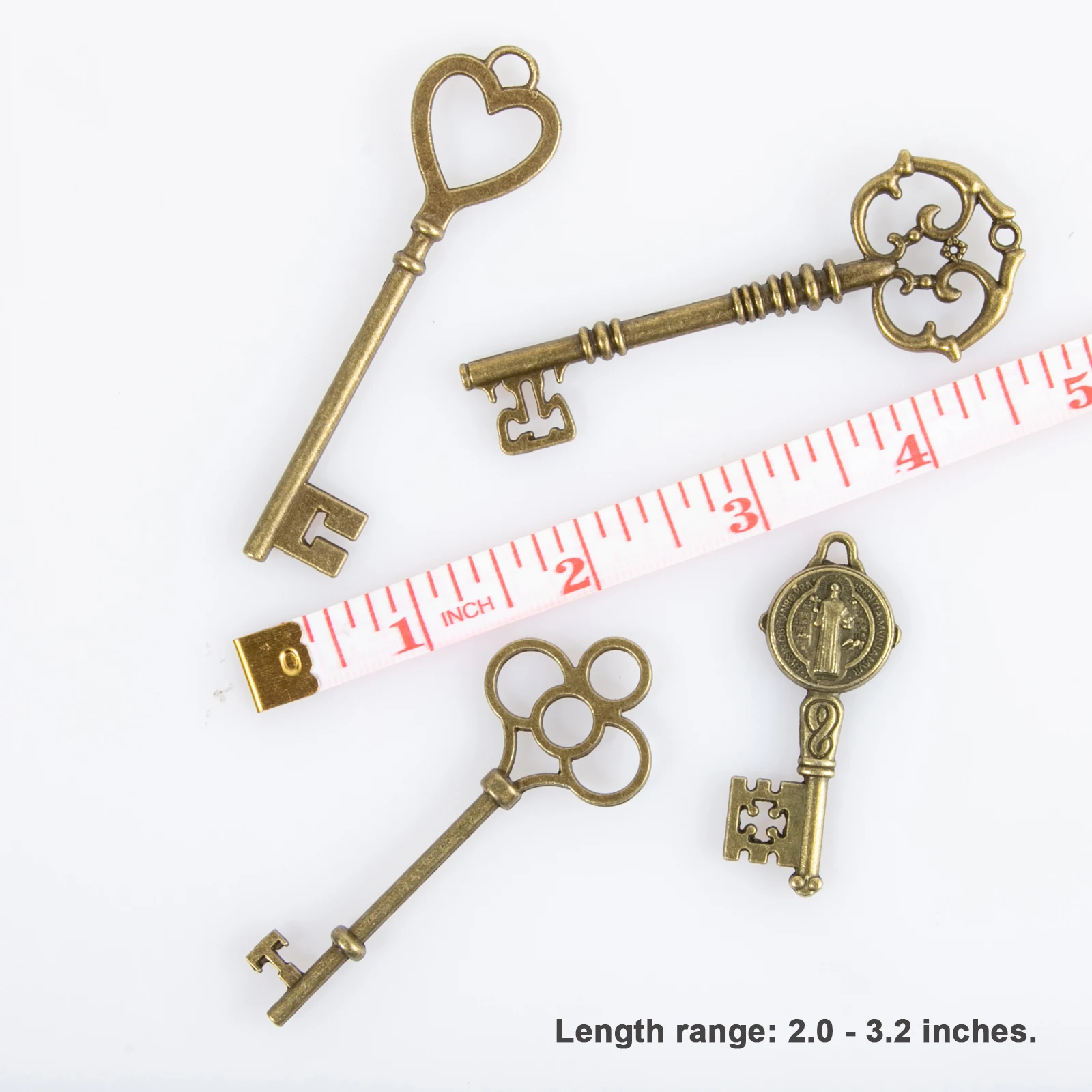 CHuangQi 10 pcs Vintage Skeleton Keys Set Filigree Steampunk Keys Antique Bronze Keys Charms Pendants, Different Style