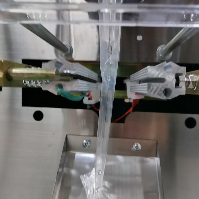 PBOBP آلة تعبئة العصا السائلة طباعة التاريخ كيس صغير كيس ماء العسل معدات التعبئة والتغليف #1