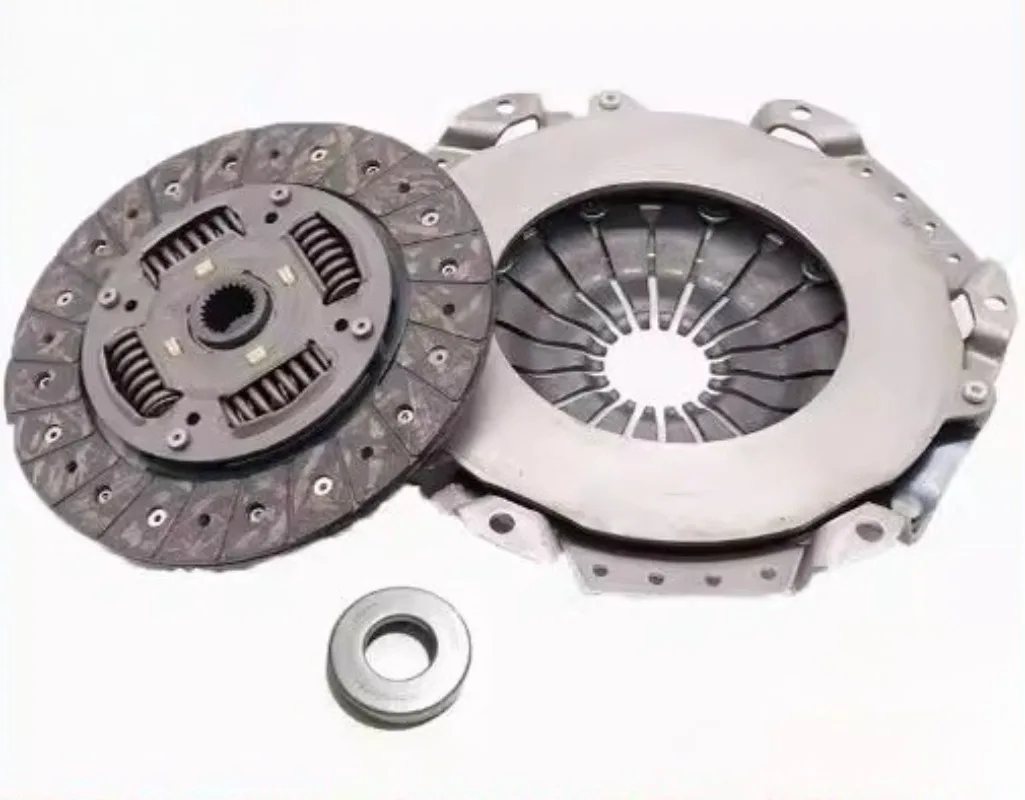 

Suitable for Zhengzhou Paladin, pickup D22 KA24 engine, clutch three-piece clutch assembly