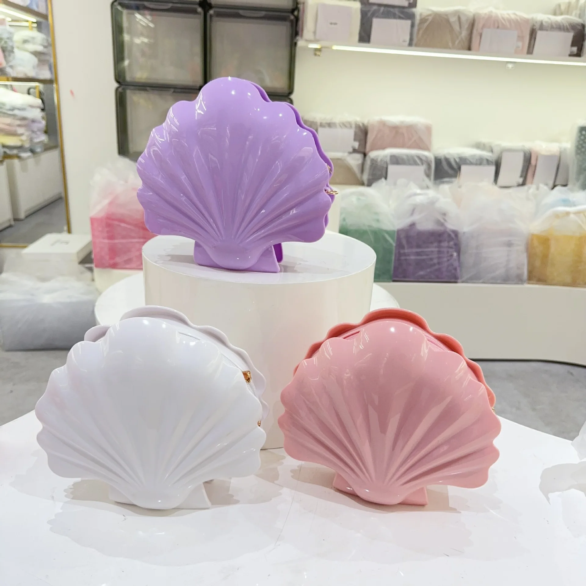 

Новая персонализированная женская сумка в форме ракушки, новая модная желейная сумка на плечо для взрослых и детей в корейском стиле, женский кошелек, сумка для телефона из ПВХ