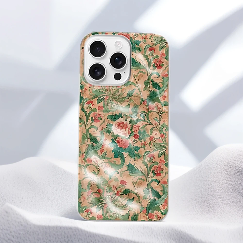 Vintage Floral Pattern Soft Case - ヴィンテージ風の花柄とつる模様が施された、女性向けのiPhone 17、18、15、16、14、13、12、11 Pro Max Plus Air用のソフトTPU製ケース。