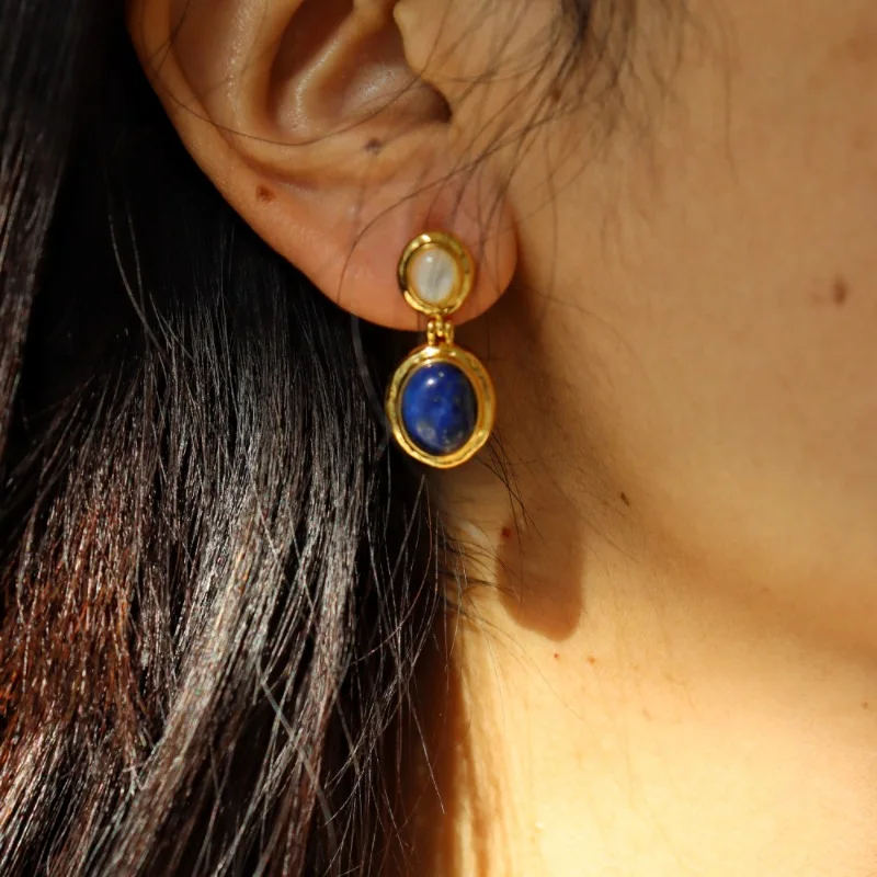 Russia Style Light Luxury Round Mother-of-pearl Lapis Lazuli Stone Earrings Niche Design High-end Ear Buckles Middle-aged Earrin