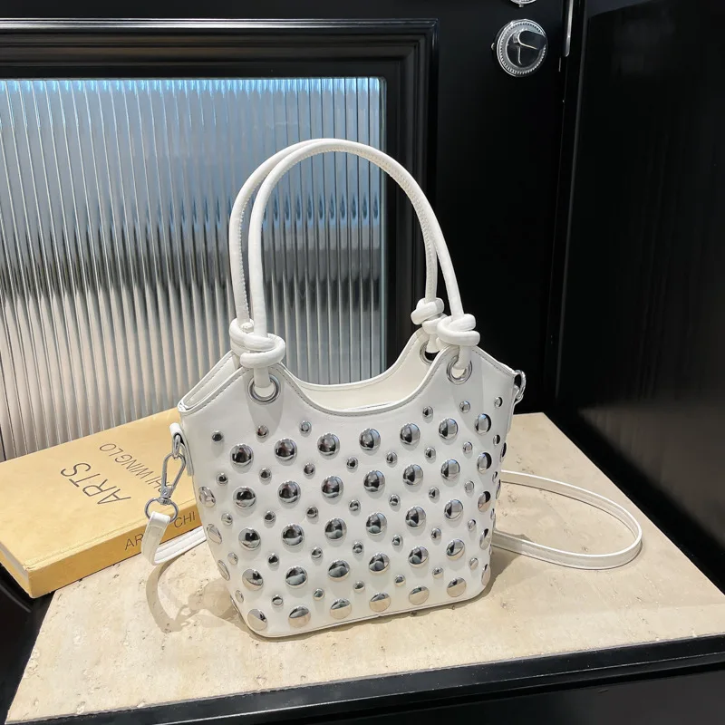 

Сумка-корзина со звездами 2025 года, кошелек через плечо в стиле гранж для женщин, острая сумка через плечо, альтернативная мини-сумка в стиле панк, готическая