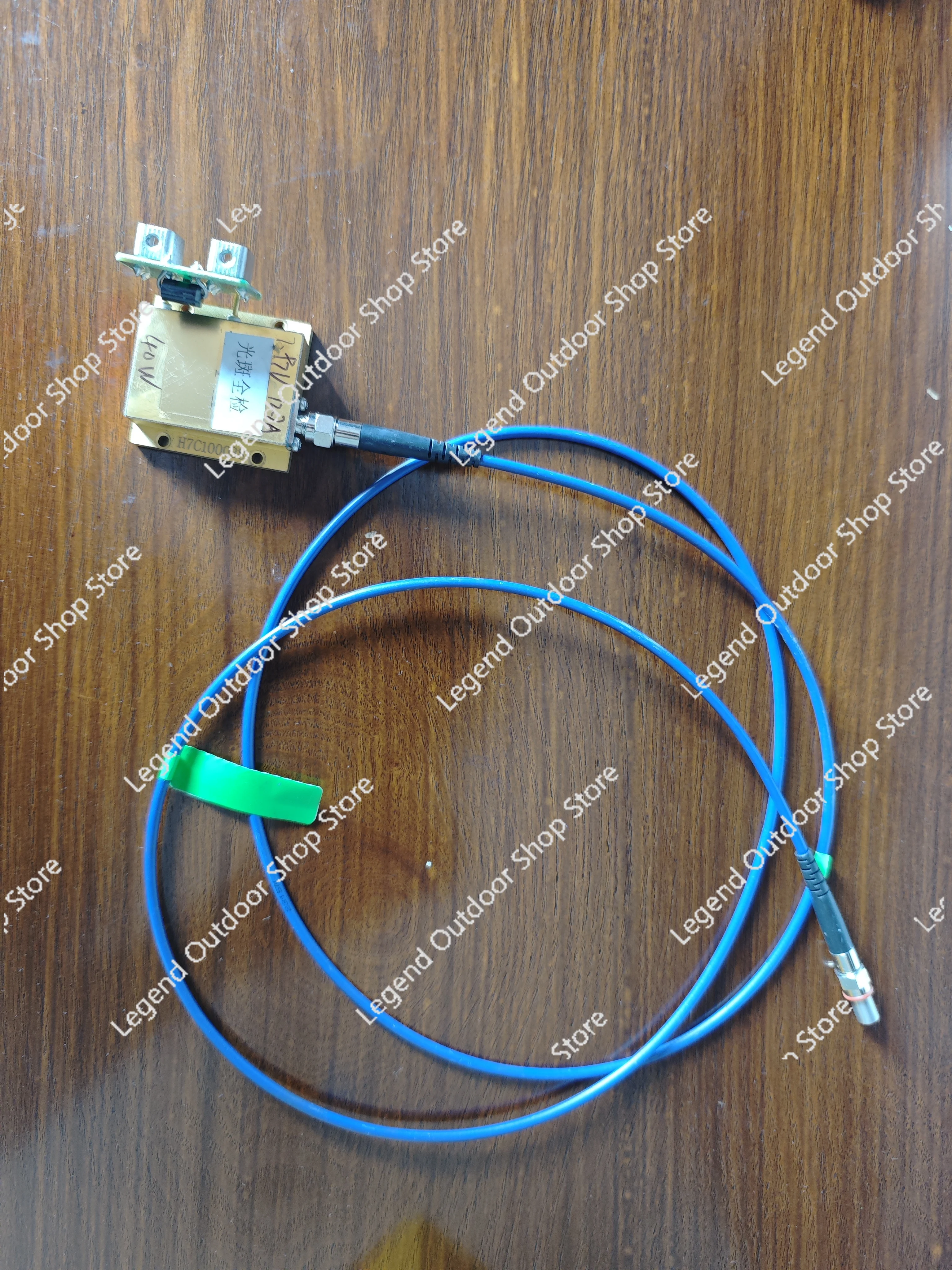 

40W 808NM Частотно-двойной лазерный источник света Инфракрасный лазер