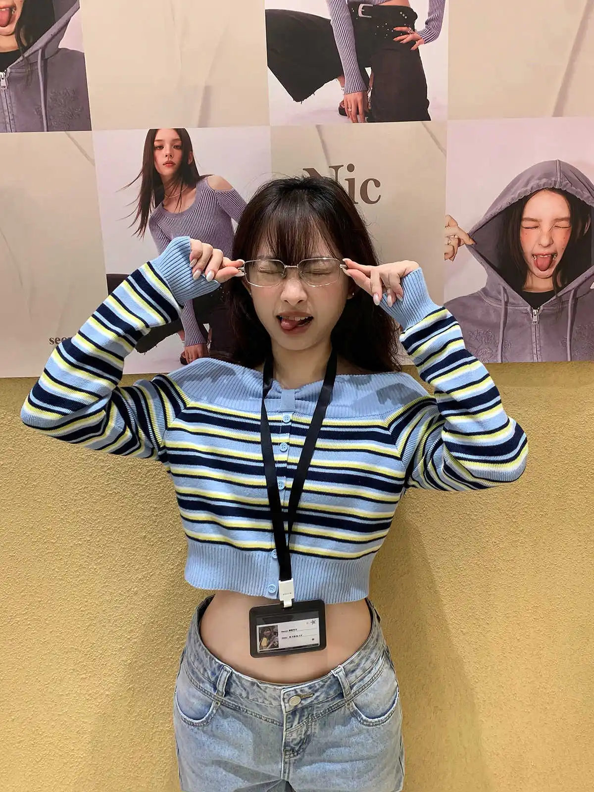 

Женские пуловеры красного цвета, сохраняющие форму, долговечные, 2026