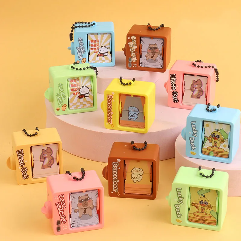 Cartoon-Buch-Flip-Animation-Maschine, Kreativer Schlüsselanhänger, Rucksack-Anhänger, Entspannungsspielzeug, kleines Geschenk, Fidget-Spielzeug, Neuheitenspielzeug – Detail 1