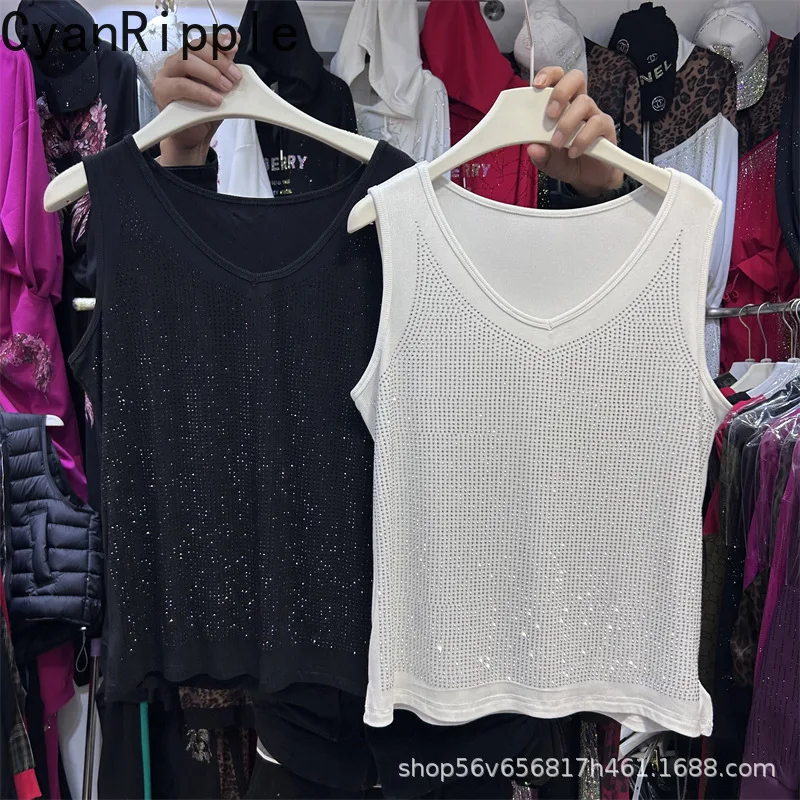 

Fashion Lady New Spring Summer Black Camisole Top Shiny Hot Diamonds Elegant V-neck All-match Pullover Top Women Basic Tanks