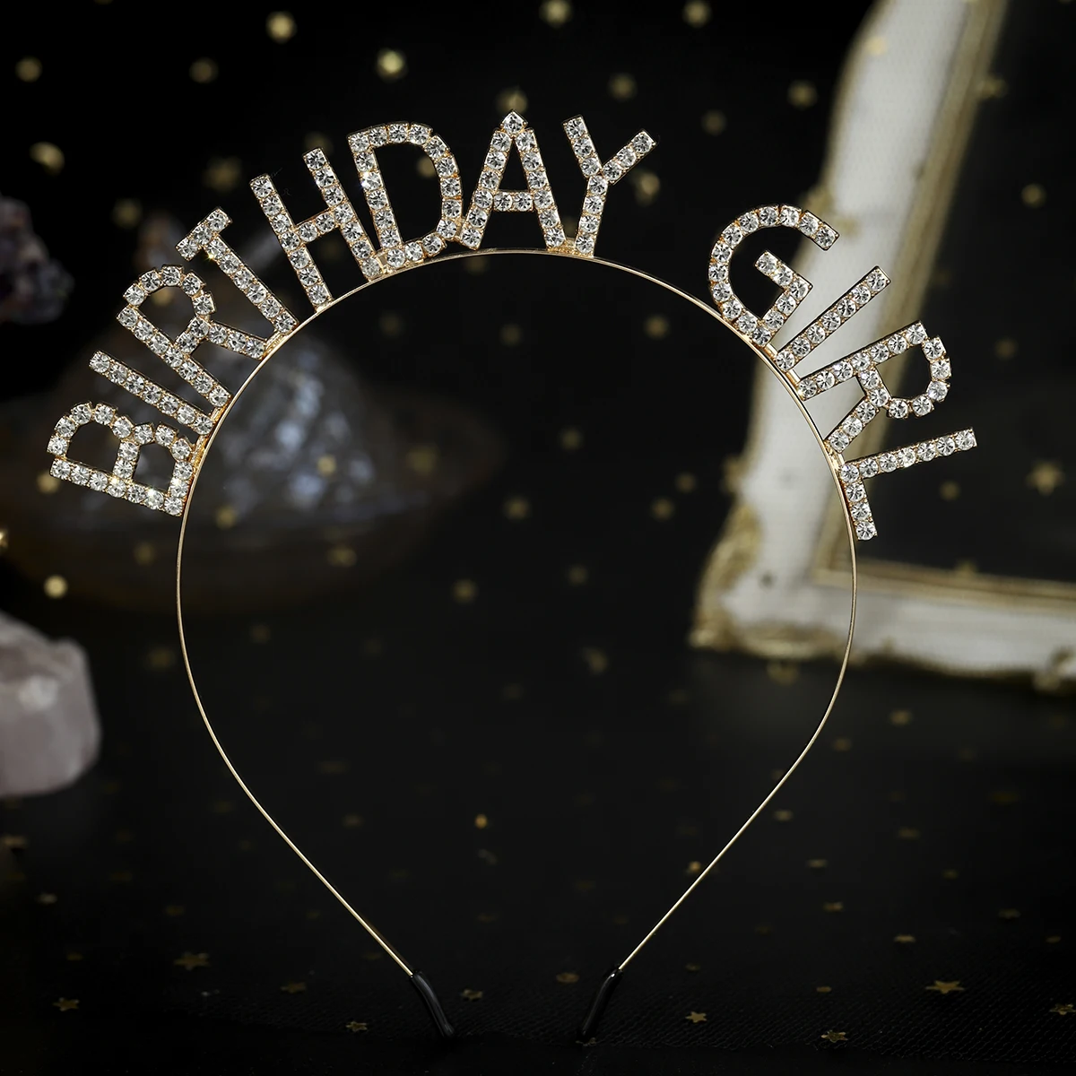 Glänzendes Strass-Stirnband mit englischen Buchstaben „Alles Gute zum Geburtstag“ für Frauen, Zinklegierungsmaterial, Party-Schmuck, beliebtes Haar-Accessoire – Detail 2