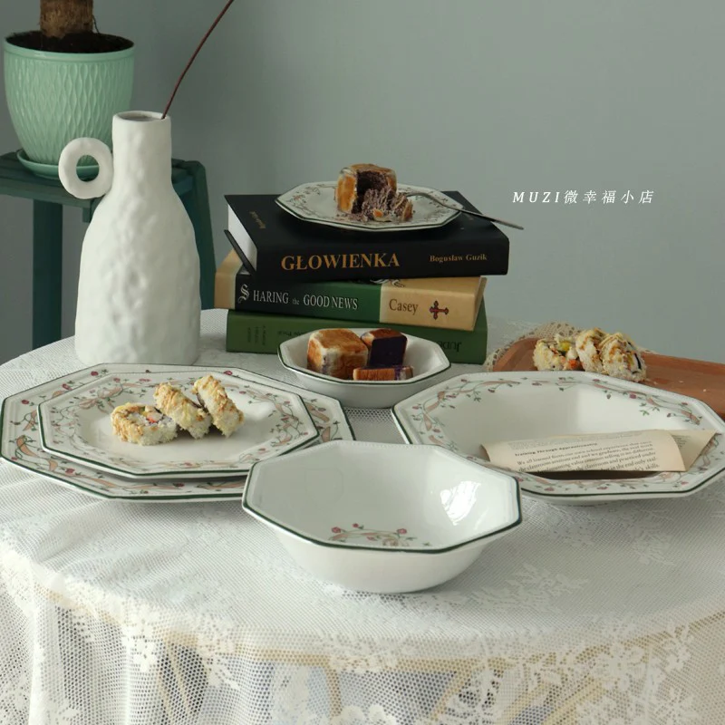 Underglaze British octagonal hand-painted green edged Western style plate, multilateral plate, steak plate, separate dish