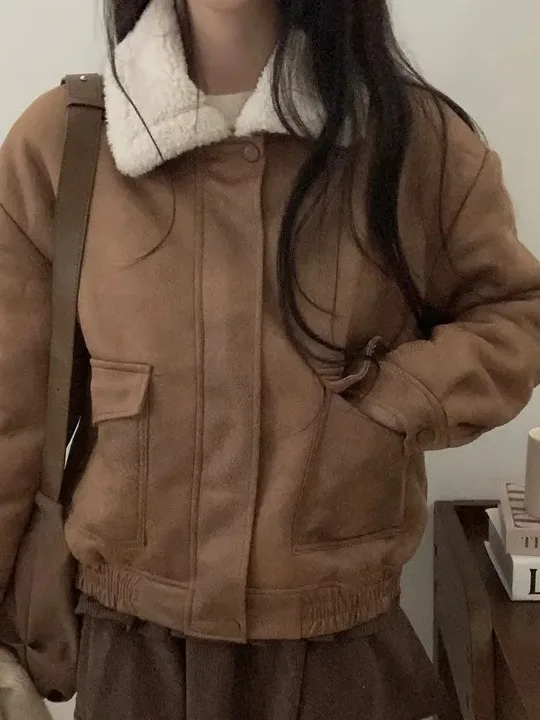 เสื้อโค้ทกันลมสไตล์เรโทรเกาหลีสำหรับผู้หญิง แขนยาว แต่งขนแกะที่ปกเสื้อ ดีไซน์หรูหรา เสื้อโค้ทฤดูหนาวสำหรับผู้หญิง