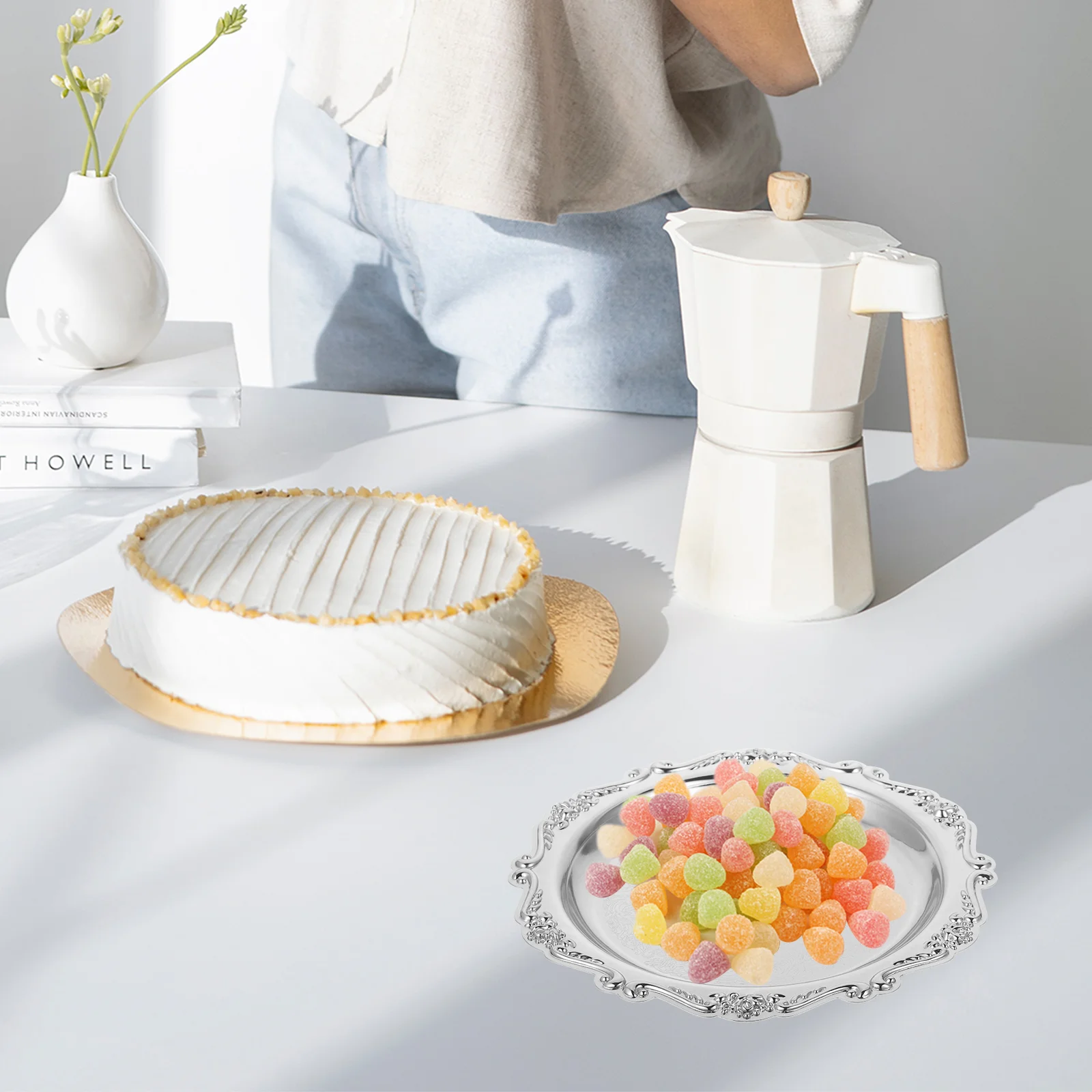 

Retro Decor Iron Cake Pan Containers for Food Decorative Plates Mirror Decorations
