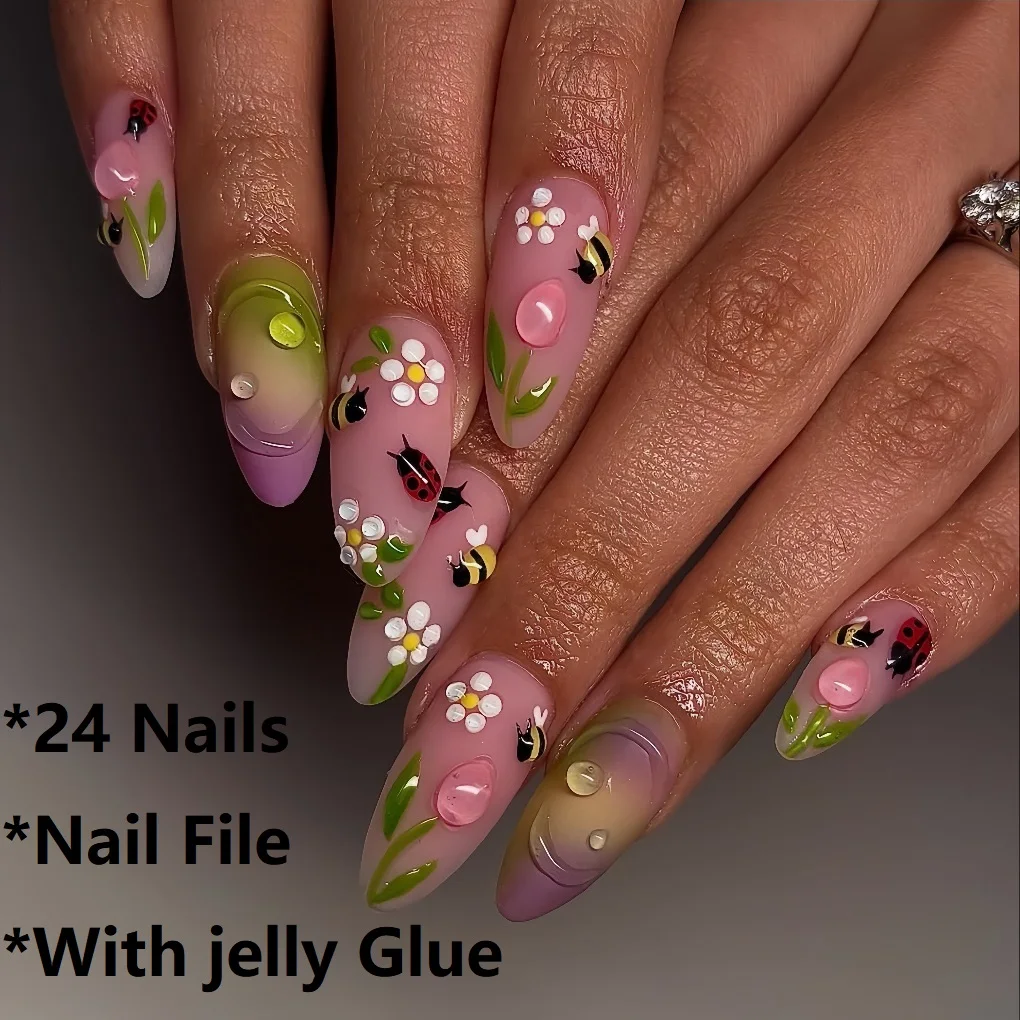Tragbare Künstliche Fingernägel mit 3D-Blumen und Marienkäfer-Design, Französische Spitzen, Kurze Handgefertigte Acrylnägel zum Aufkleben, Mittellange Mandelförmige Nägel