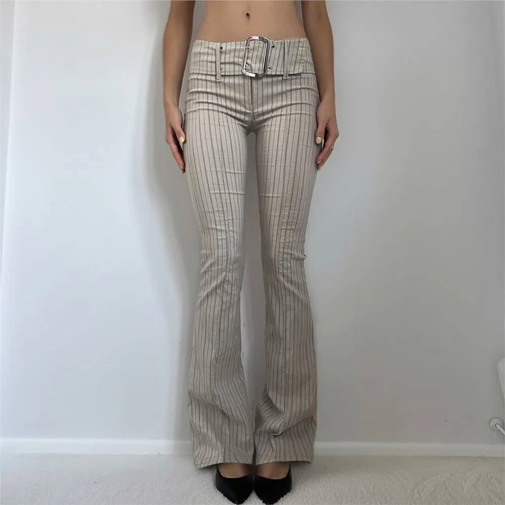 الملابس النسائية سراويل مخططة نمط التنقل غير رسمي السراويل المتوهجة كل مباراة أسلوب بسيط مزاجه التباين الموضة العصرية