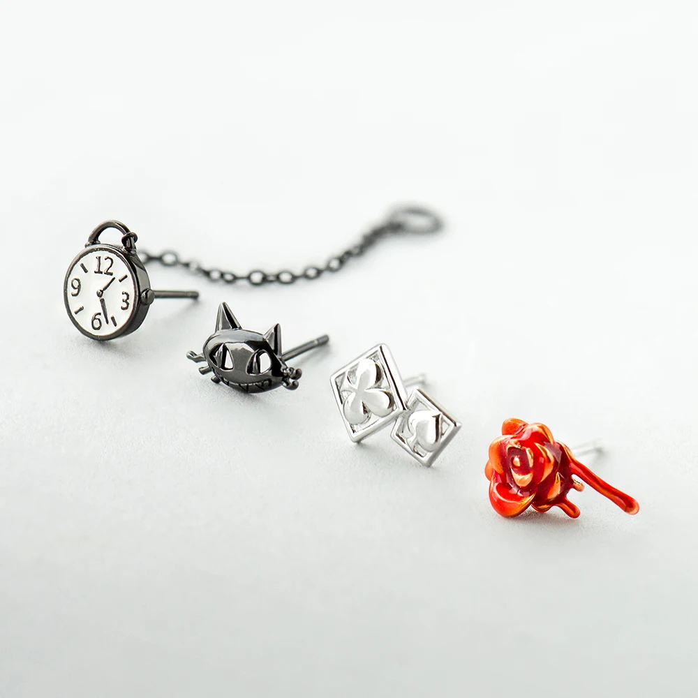 Thaya Pocket Watch Rabbit and Cat Design Vintage Women Earrings Romantic S925 Silver Earrings Stud For Girl Party Fine Jewelry