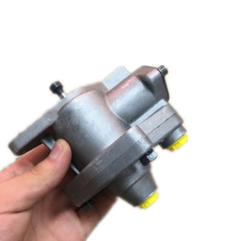 

Excavator Parts 163-9612 For 325C 326 330C Engine Fuel Transfer Pump Hand Fuel Pump Fuel Pump Diesel Pump 1639612