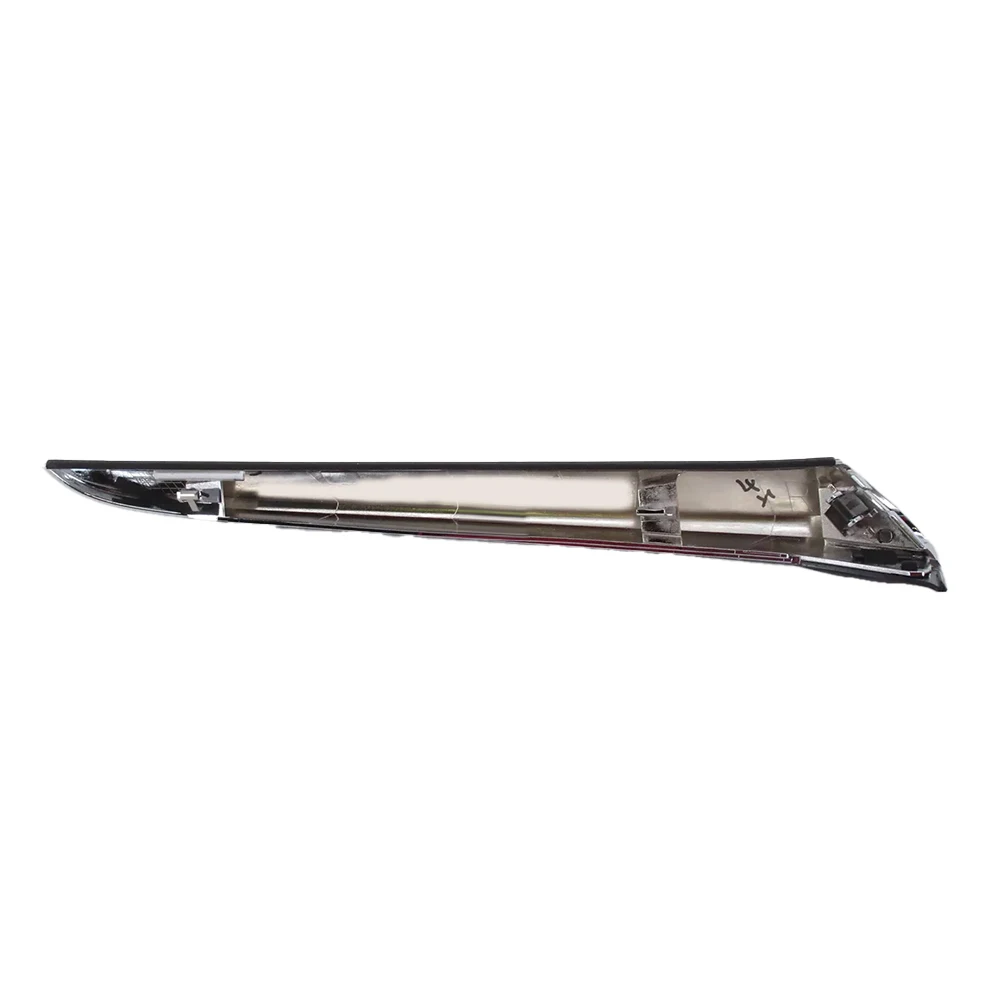 Garnish Replacement Fitment for the rear right side of the Two Thousand Fourteen to Two Thousand Seventeen For Mazdas