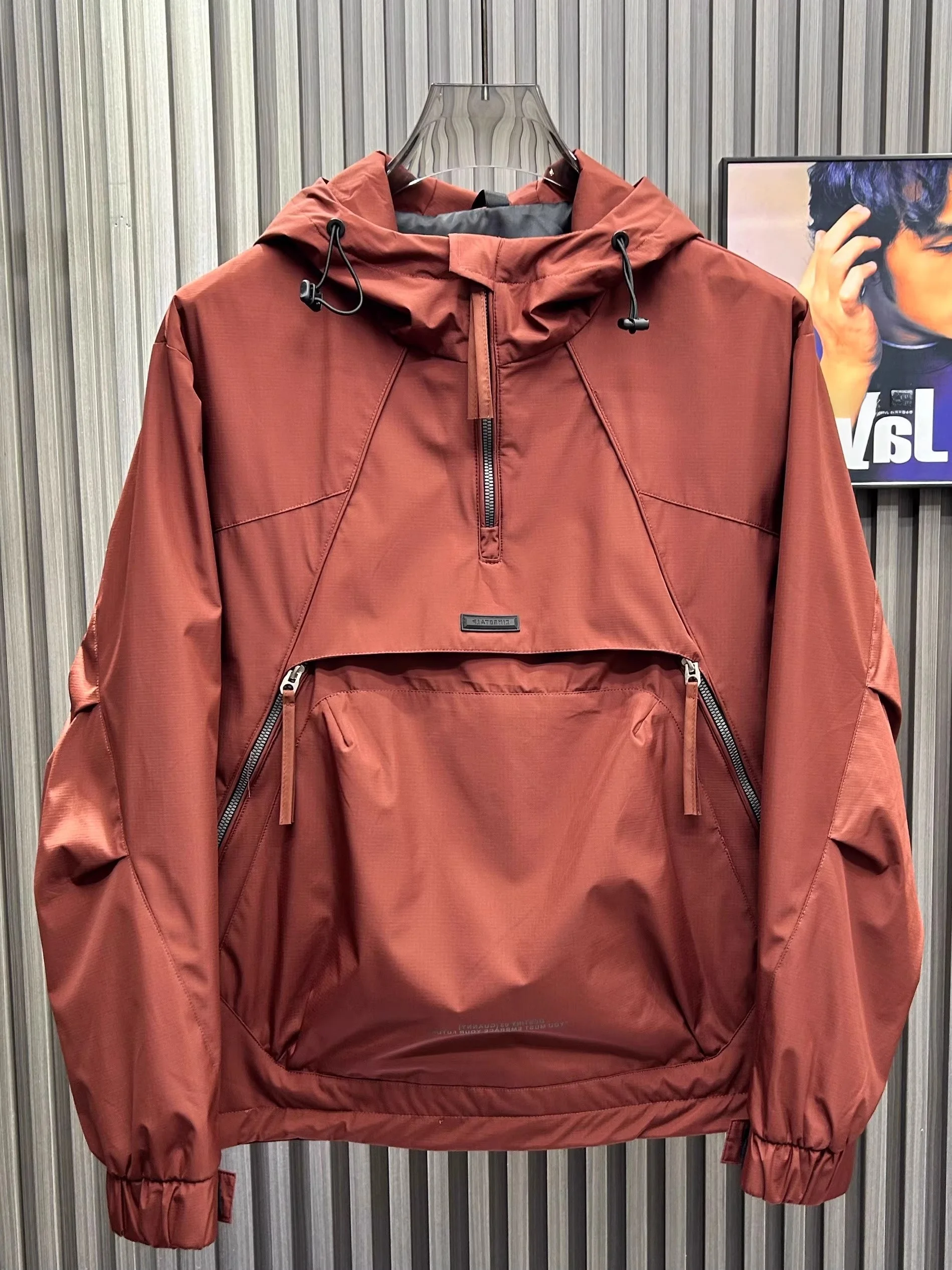 

Men's Casual Hooded Jaet with Large kets f Zipper Overhead Workwear Color Faionable Windbreaker