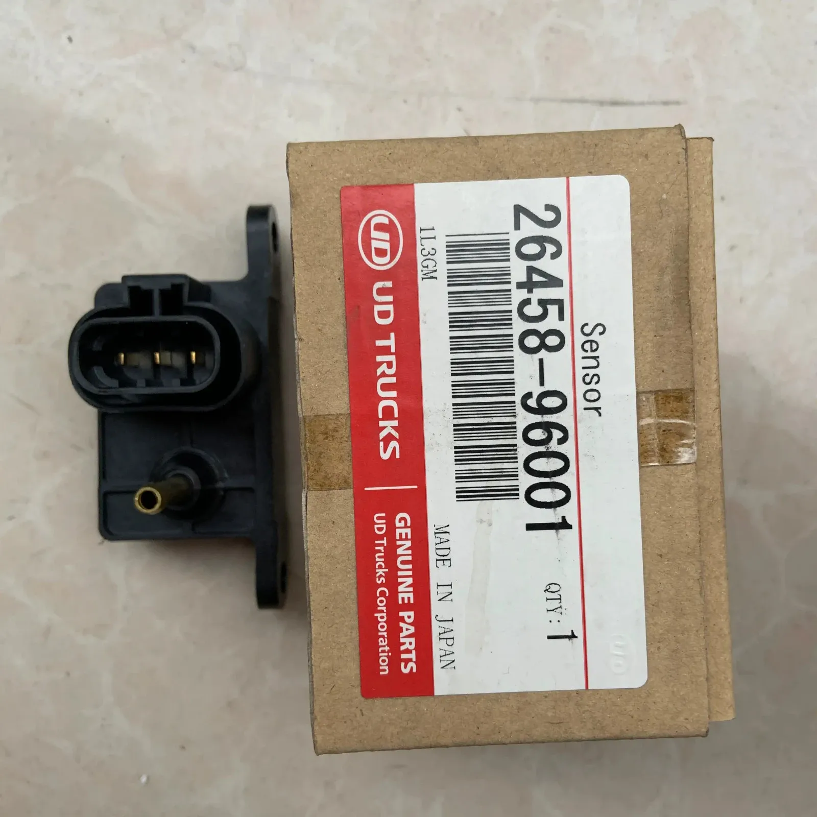 FOR NISSAN DIESEL UD TRUCK 26458-96001 2645896001 INTAKE PRESSURE SENSOR