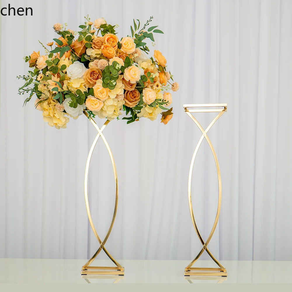 

PYH Metal Ornament Wedding Scene Ornament Export Floral Decoration Display Stand Electroplating gold