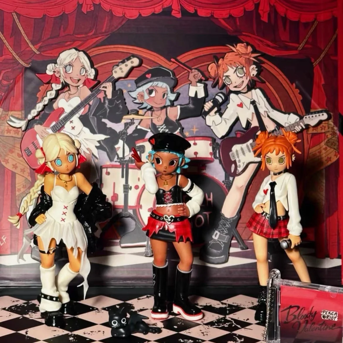 

POP MART Authentic Peach Riot Blood-Colored Valentine's Day Limited Edition Cute and Creative Collectible Toy Gifts in Stock