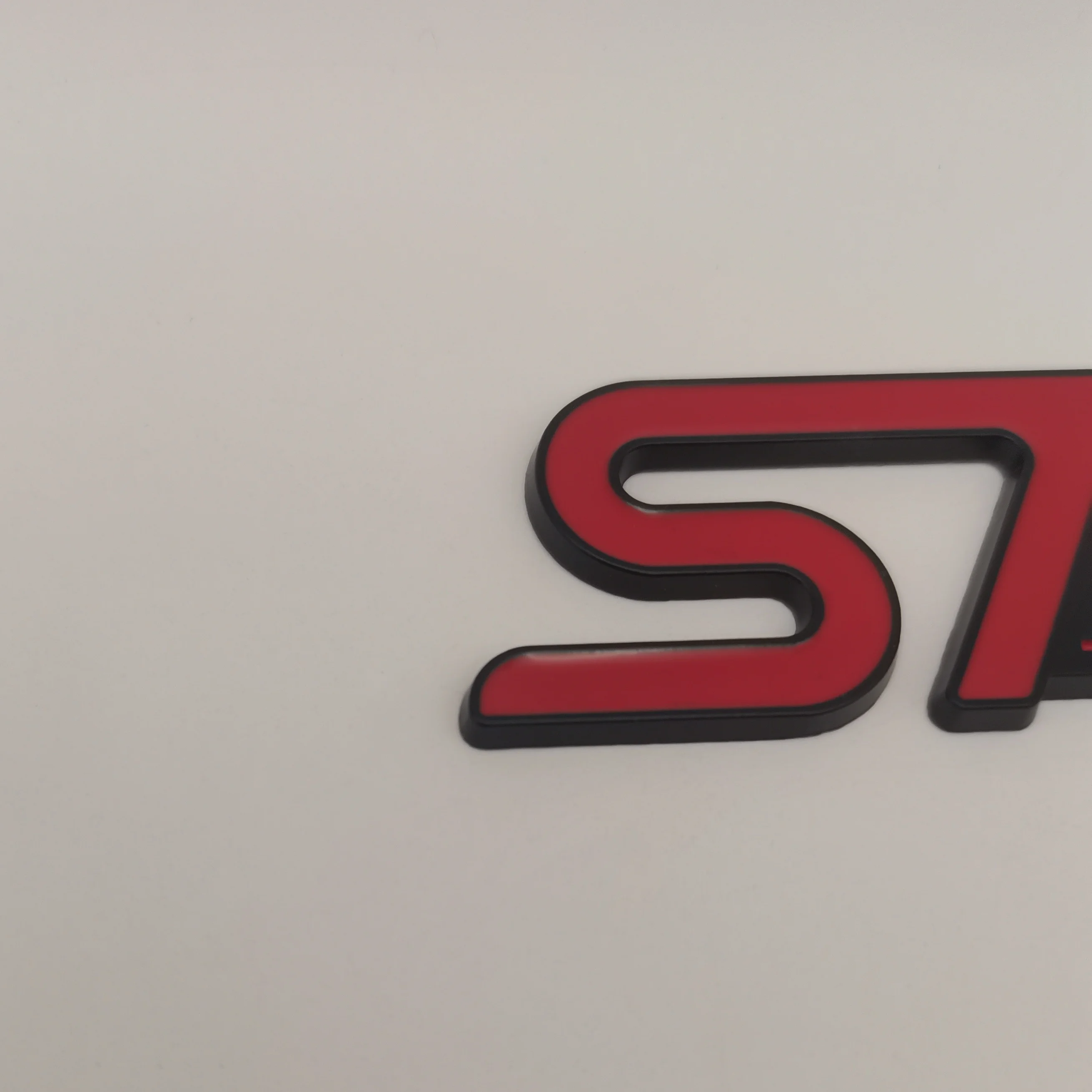 

1pcs/lot 3D Metal S-TLine Sticker Car Emblem Trunk Badge For Ku-ga MK3 MK4 S Max Focus Pu-ma Fie-sta S-TLine Cars Accessories