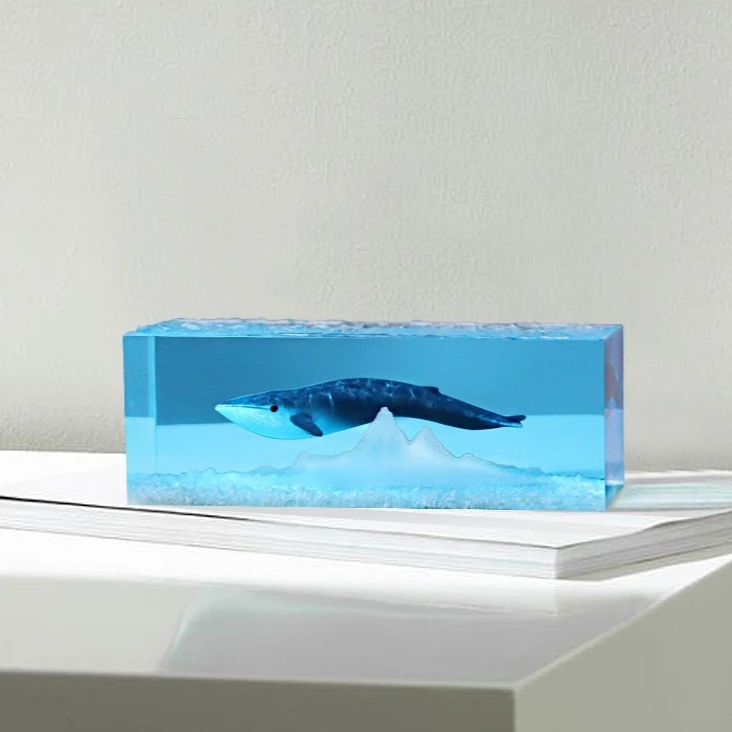 

New Resin Cube-shaped Whale Figurine for Home Tabletop Luxurious Decoration Item High-end Gift for Special Occasions