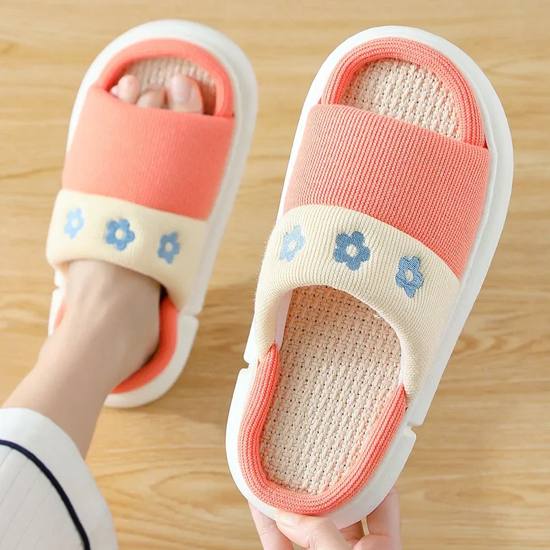 

Linen Slippers Couple Simple Cotton and Linen Antiskid Personalized Deodorization Slippers Women Fashion Shoes Slippers House