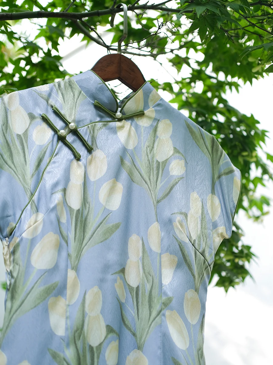 

Элегантное повседневное длинное ципао с цветочным узором, открытым воротником, приталенным силуэтом и высоким разрезом Ele Young Sle Jiangnan Xudui