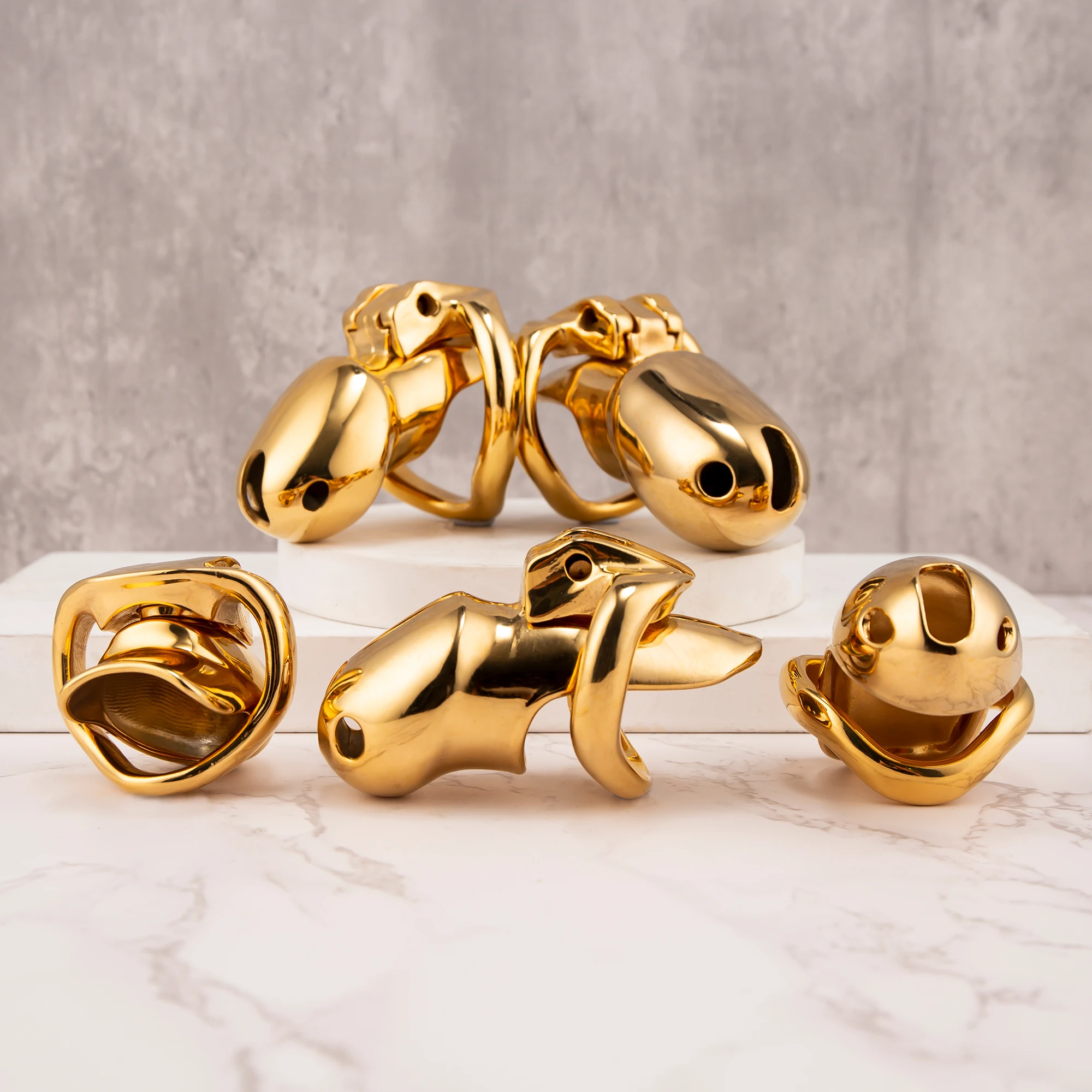 2023 New Chastity Cage 5 Sizes Gold Stainless Steel Male Chastity Device Metal Penis Cage Cock Ring With Lock Sex Toys For Men