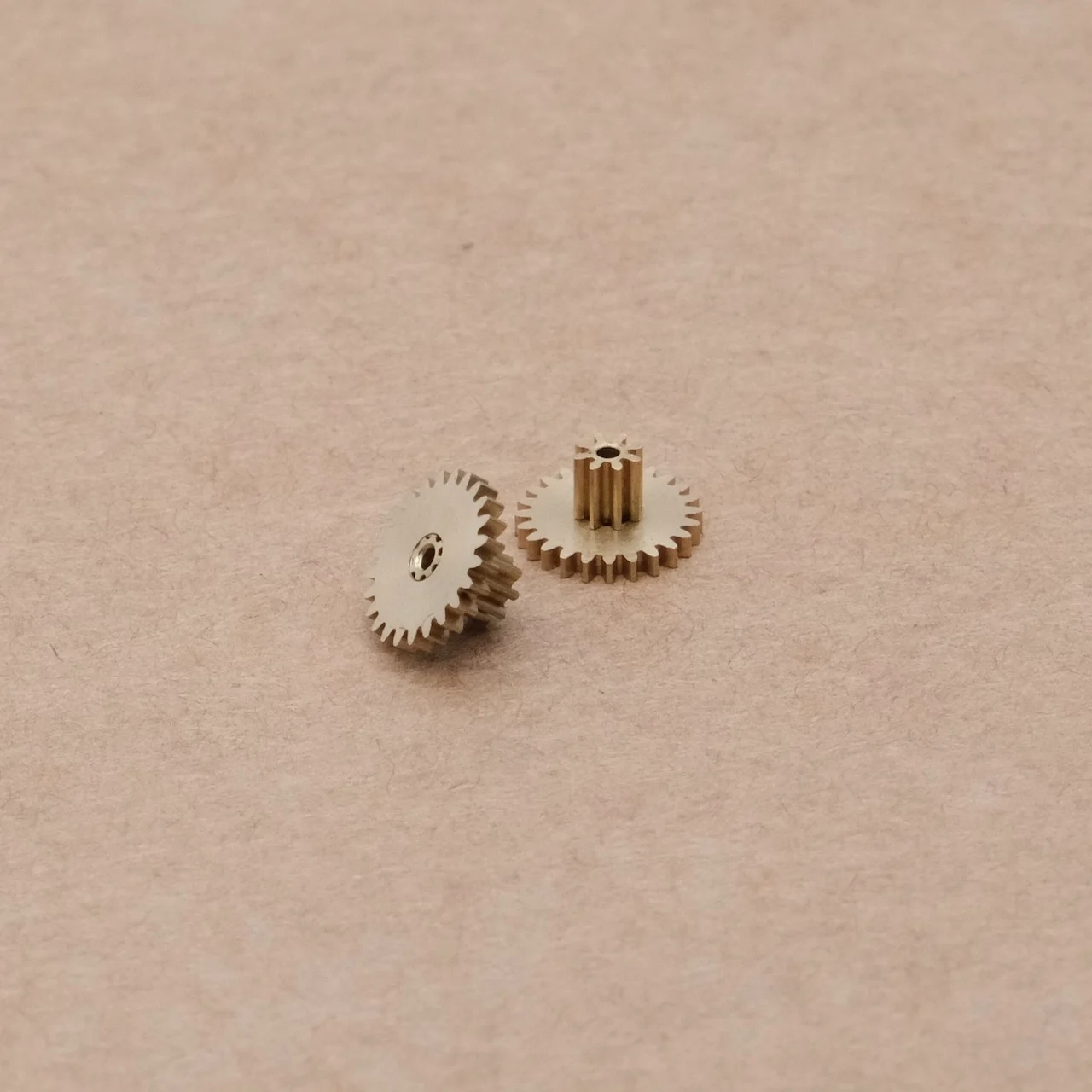 1mm Metal Spur Double-Gear Variable Speed Transmission Reduction for DIY Four-Wheel Drive Remote Control Vehicle 8/24/32 Teeth