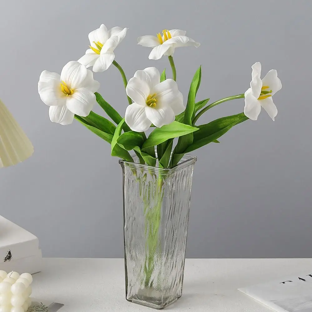 INS Style Blooming Tulip High Quality PU Adding Vitality Simulated Daisy Artificial Flowers Home Indoor Wedding Party Decor