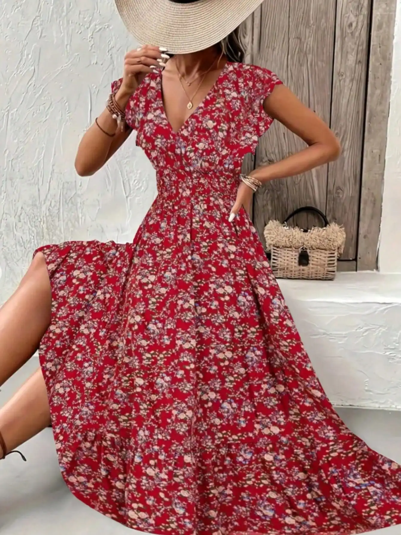 

Женское весенне-летнее платье макси с цветочным принтом, V-образным вырезом, рукавами с рюшами и А-образным силуэтом, элегантный стиль для отпуска