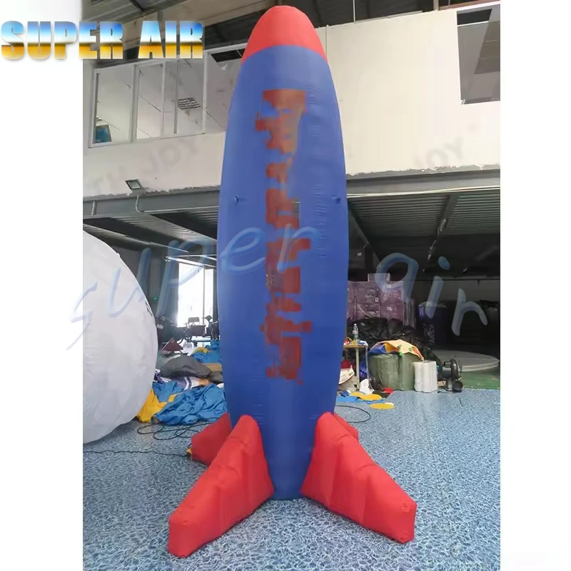Hete verkoop opblaasbaar speelgoed voor kinderen, gigantische opblaasbare rode raket voor feest