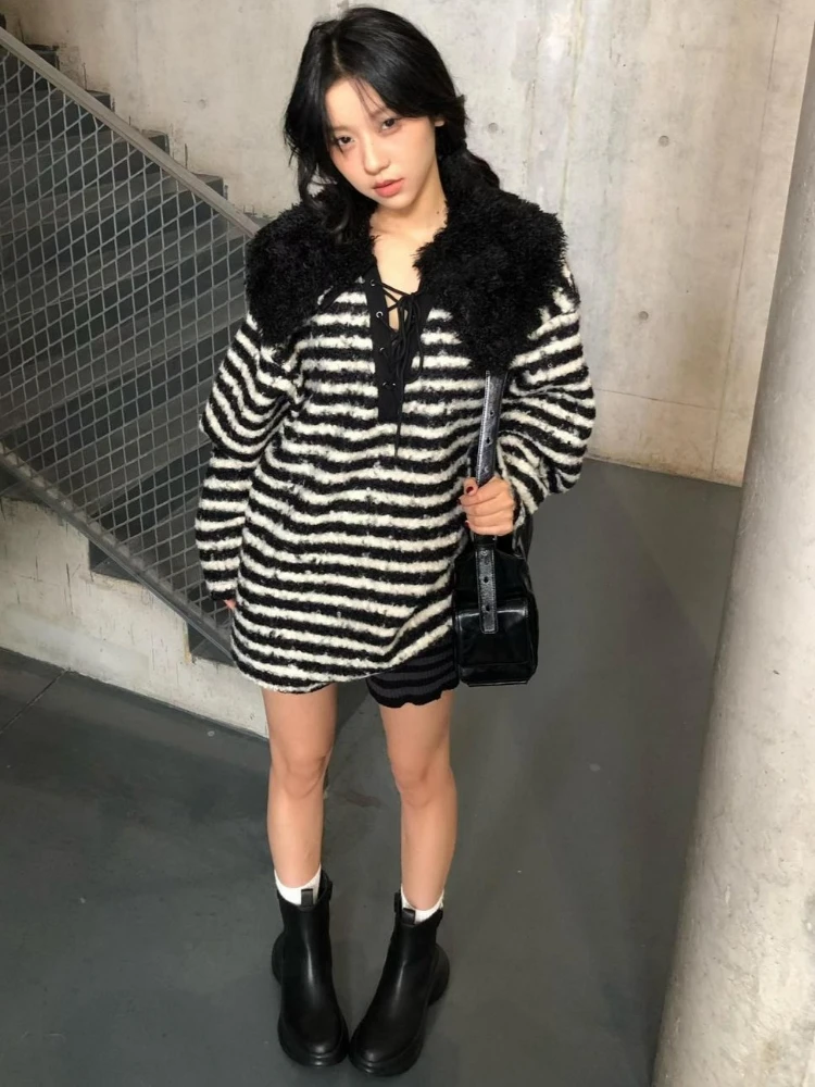 

Harajuku Vintage Contrast Color Stripe Sweaters Women Y2k Aesthetic Turn Down Collar Jumpers Streetwear Casual Bandage Pullovers