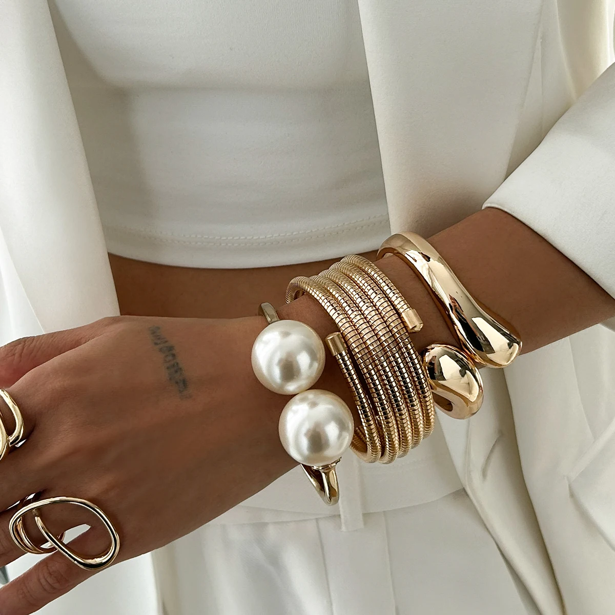PuRui 3 Styles Large Imitation Pearl Wide Cuff Bangles for Women Vintage Multilayer X-Shaped Cross Spring Bangle Open Bracelets