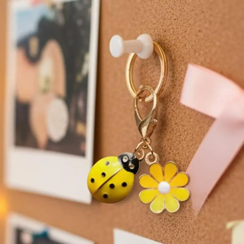 91AF 10XDaisy وLadybird Keyrings المفاتيح الديكور سحر لمفاتيح حقيبة الظهر المحفظة #4