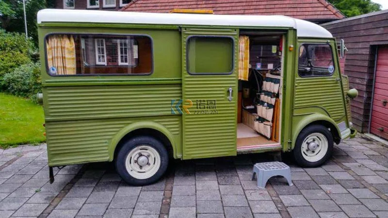 Ciężarówki do lodów Przyczepa gastronomiczna Retro Food Truck Elektryczna ciężarówka z jedzeniem USA Mobilna ciężarówka z jedzeniem na sprzedaż