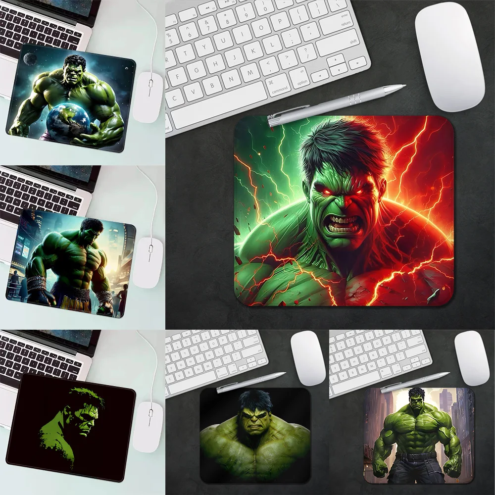 

Marvel Hulk Gaming Mouse Pad XS Small Mousepad For PC Gamer Desktop Decoration Office Mouse Mat Deskmat Rug