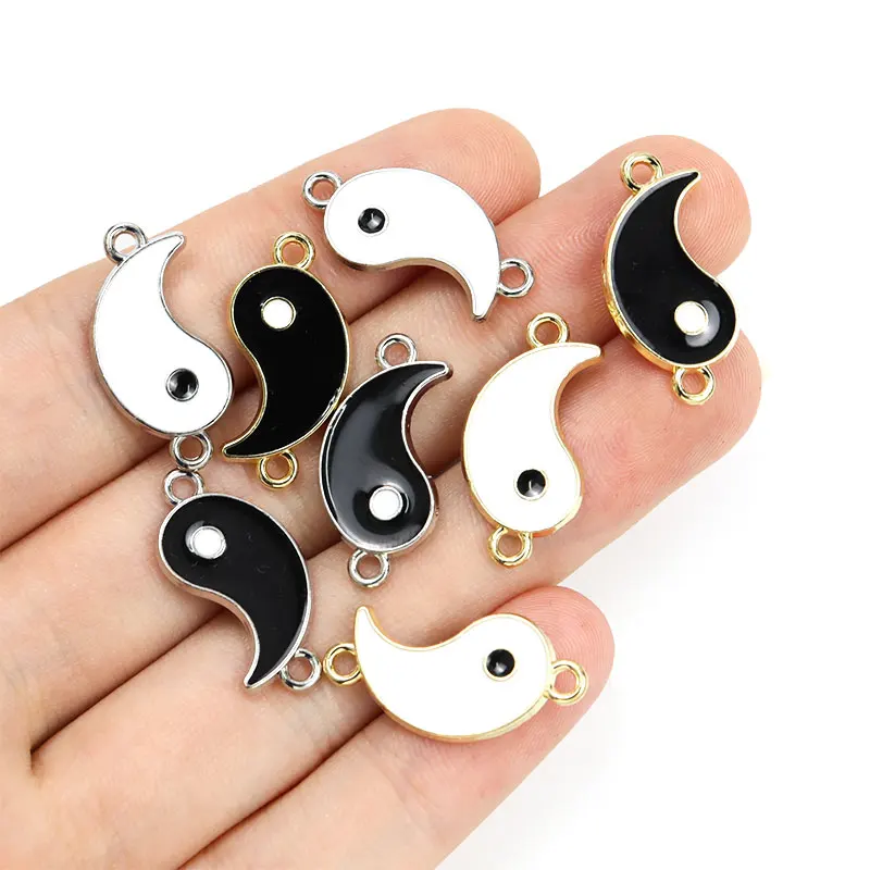 20pcs Tai Chi Yin Yang tema smalto connettori con ciondoli personalità nero bianco colore ciondolo in lega accessorio per collana fatto a mano fai da te