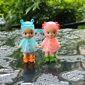 Nový Sonny Angel I Love Rainy Day Series Blind Box Roztomilé minifigurky Modely Kawaii Mystery Box Dekorace Hračky Dárky pro fanoušky Děti 10 nejlepší prodej přívěsek na klíče s andělským synkem - №10