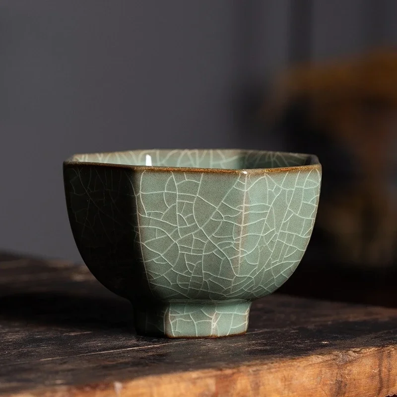 Celadon press cup master cup, ceramic household Ge kiln ice crack kung fu tea set tea cup