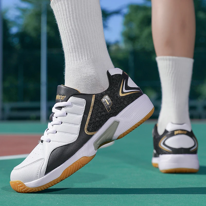 2025 novos sapatos de badminton casal modelos sapatos de tribunal das mulheres dos homens de alta qualidade sapatos de treinamento de fitness tênis de couro masculino