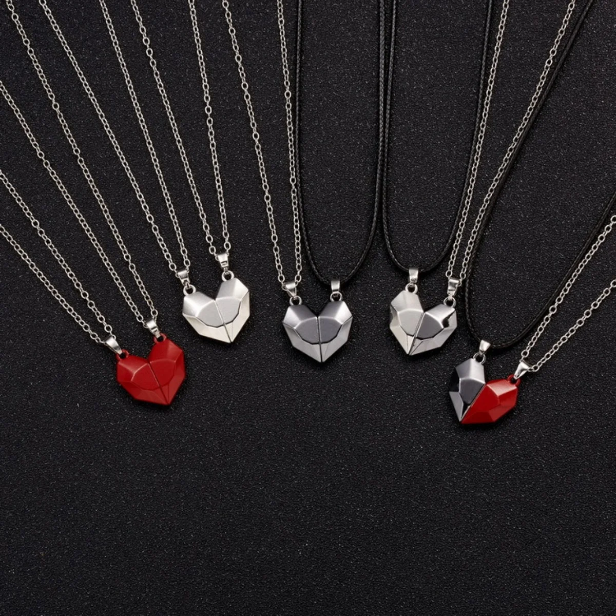 2Pcs Magnetic Heart Couple Necklace For Women Valentine\'s Day Sweater Chain For Best Friend Lovers Wedding Party Gift Jewelry