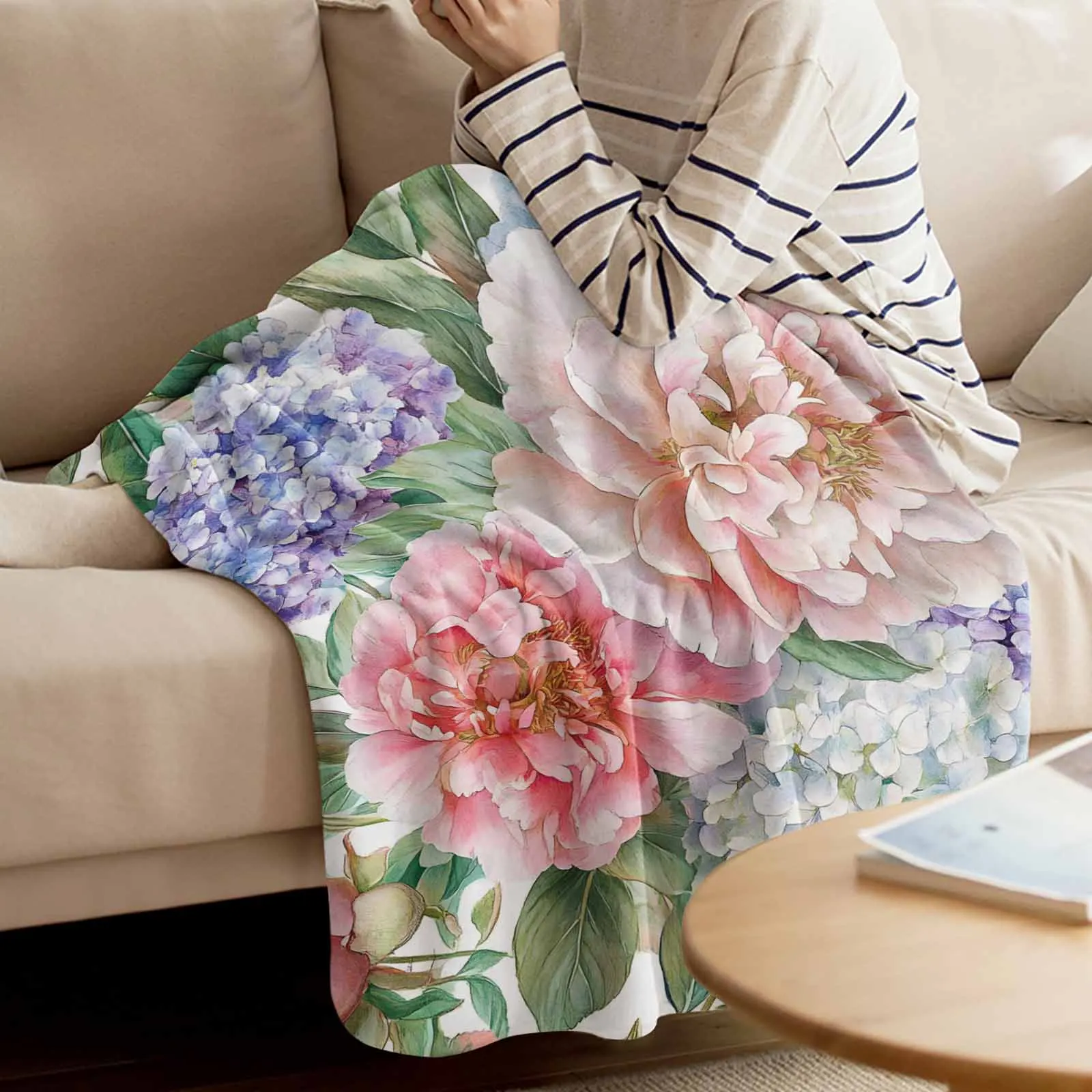 

Vintage Pink Flower Plant Coral Fleece Blanket Cover The Bed Flannel Sofa Small Blanket for Kids Home Textile