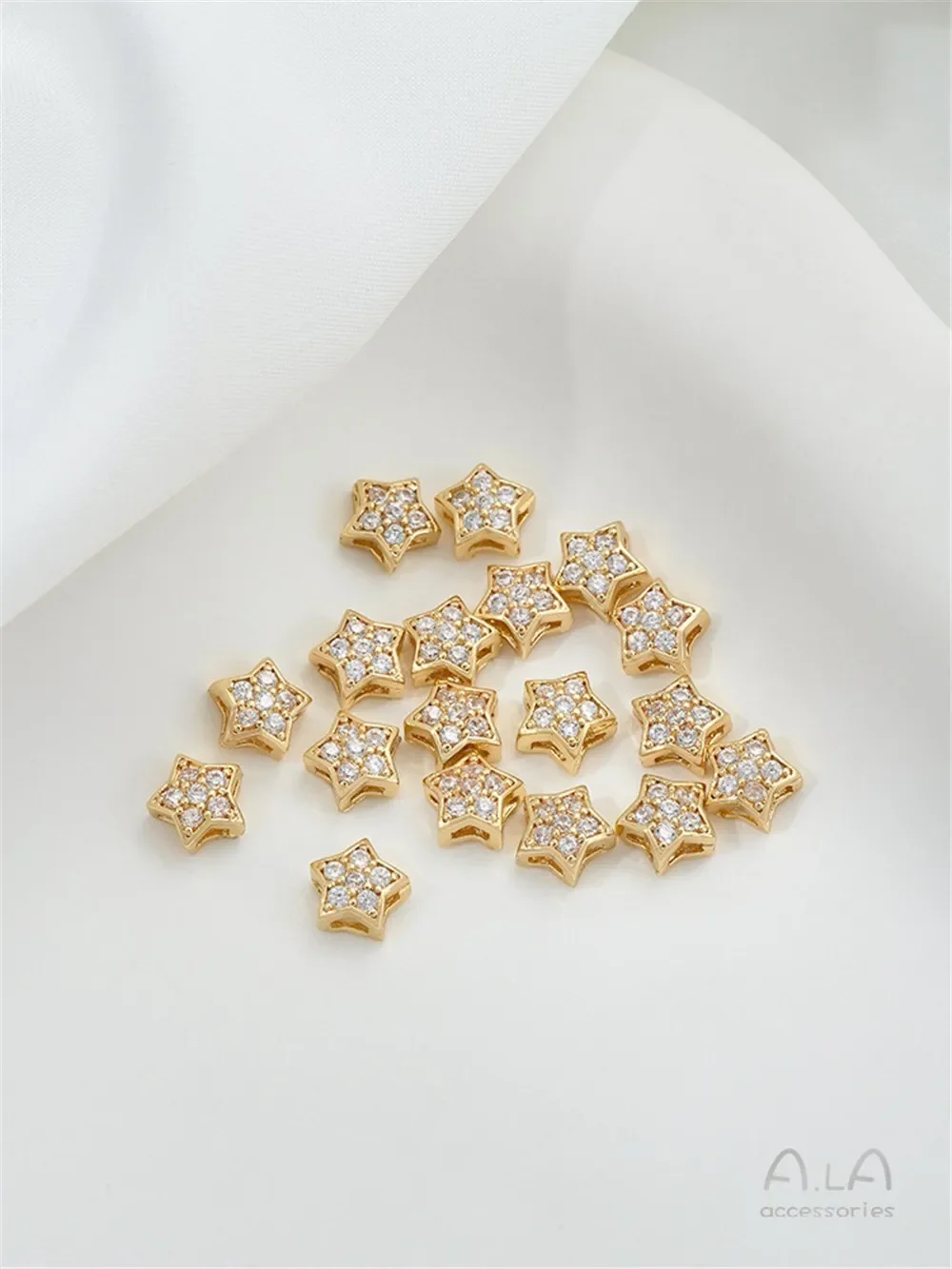 

Inlaid Zircon Pentagram 14K Gold 6mm Small Star Bead Diy Handmade Beaded Jewelry Material